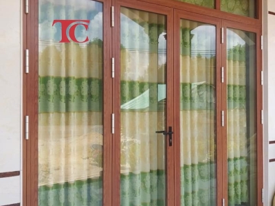 Cửa nhôm kính giá rẻ được gia công ở Nhôm Kính Tấn Cường