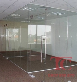 CỬA KÍNH CƯỜNG LỰC 07