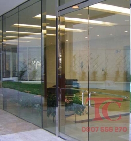 CỬA KÍNH CƯỜNG LỰC 06