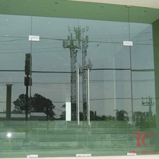 CỬA KÍNH CƯỜNG LỰC 02