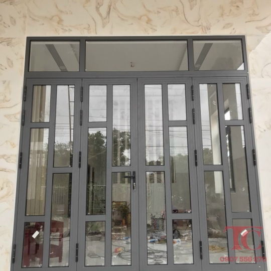 CỬA ĐI 2 CÁNH NHÔM KÍNH